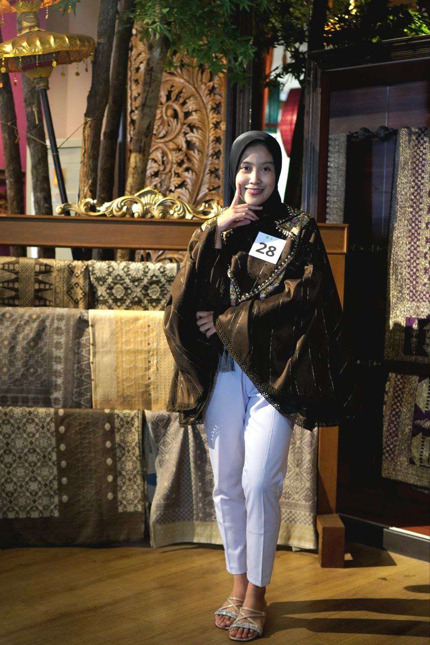 NABILA CAHYANI 